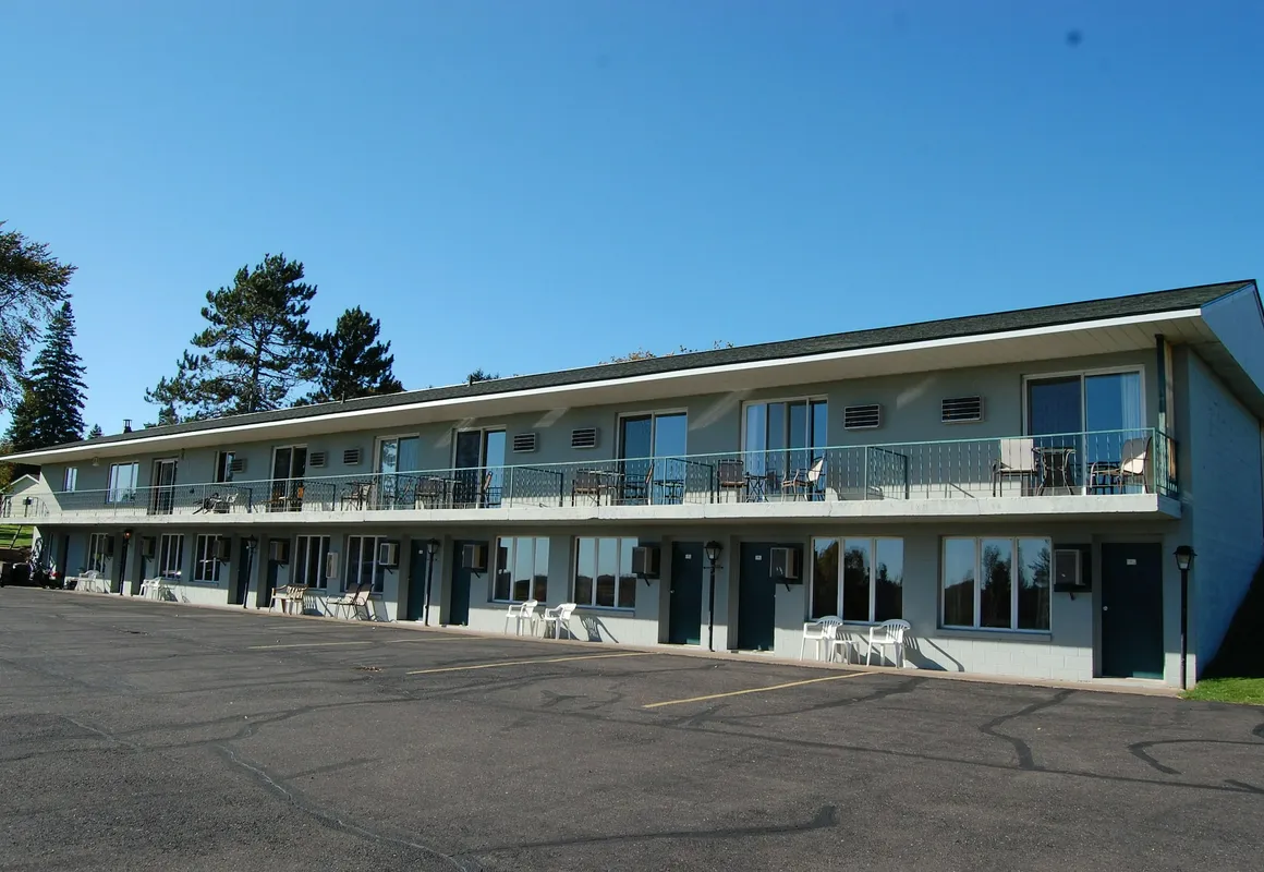 Northwoods Inn LLC hotel hero