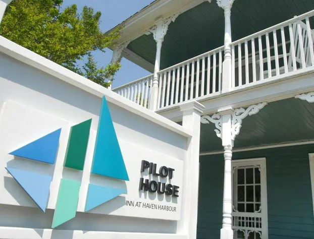 Inn at Haven Harbour hotel detail image 4