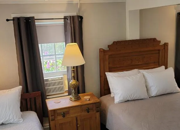 Hawks House Inn hotel detail image 4