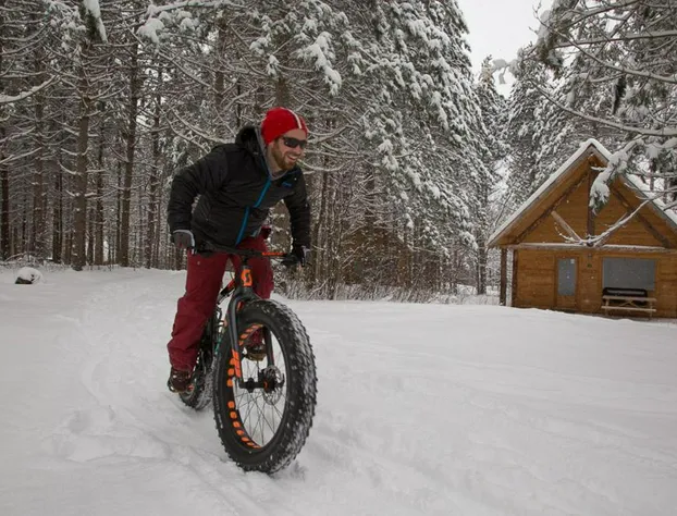 Huttopia White Mountains hotel detail image 4