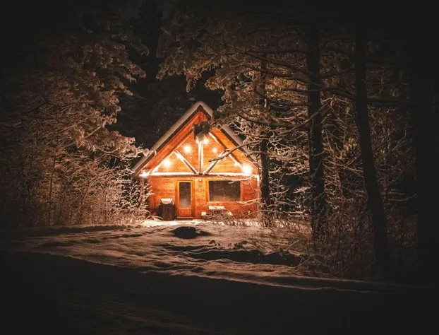 Huttopia White Mountains hotel detail image 1