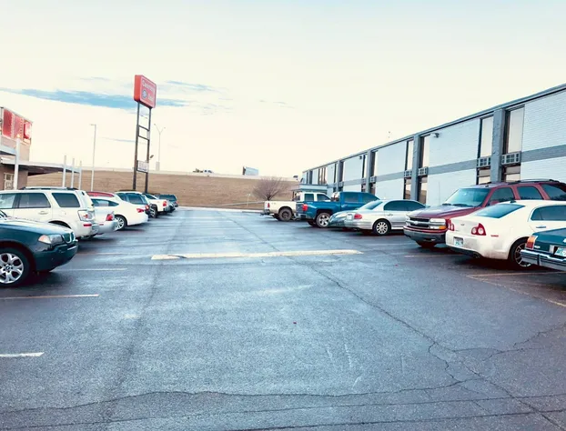 Courtesy Inn hotel detail image 2