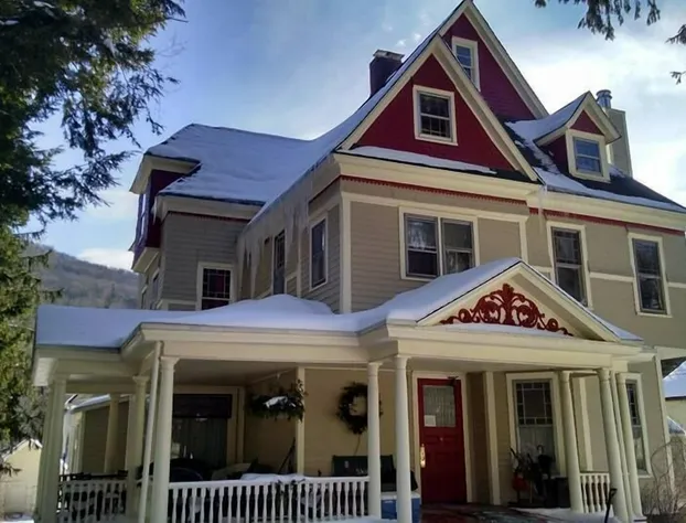 River Run Bed and Breakfast hotel detail image 1