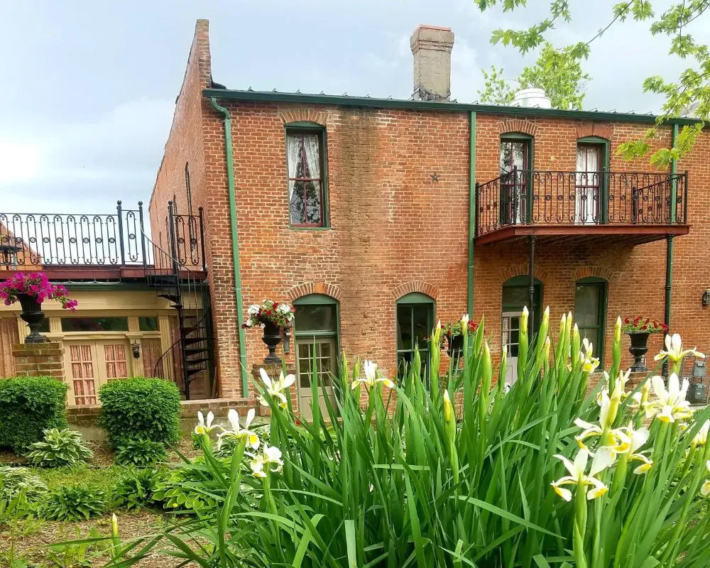 Iron Horse Hotel hotel hero