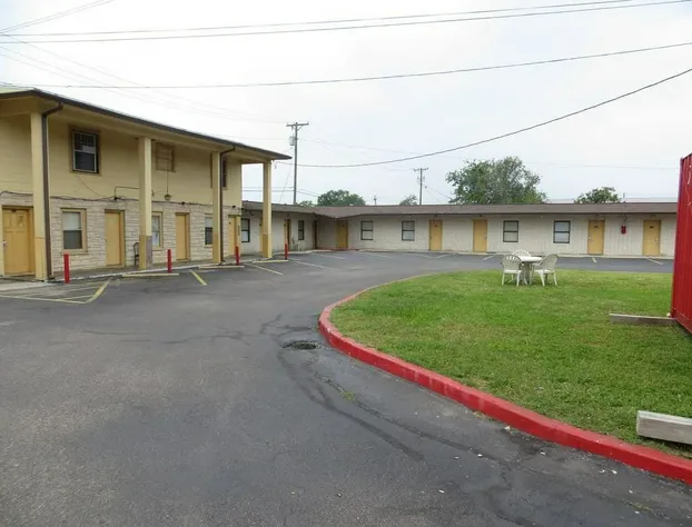 Travel Inn & Suites hotel detail image 2