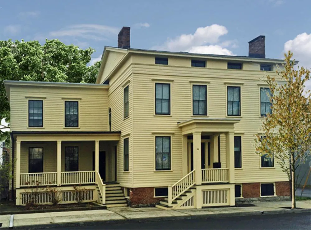 Inn at 34 hotel hero