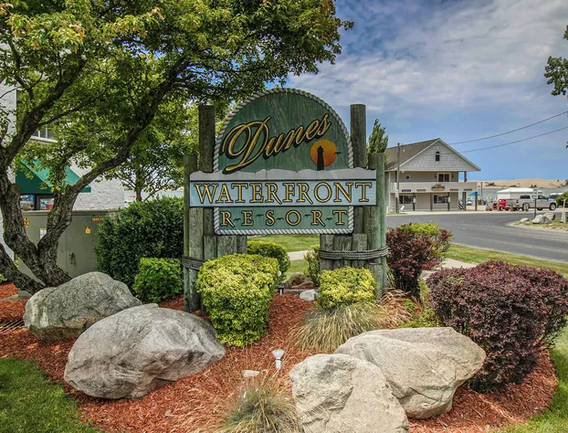 Dunes Waterfront Resort hotel detail image 2