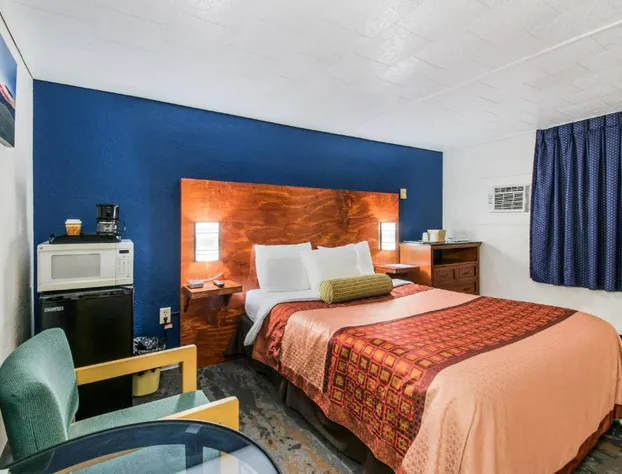 Highland Inn New Cumberland hotel detail image 3