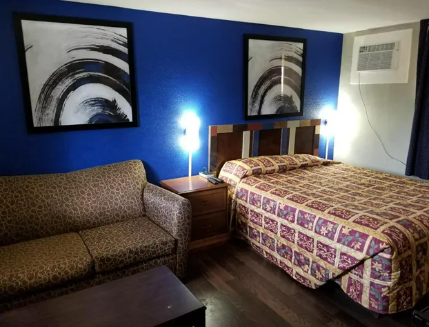 Highland Inn New Cumberland hotel detail image 4