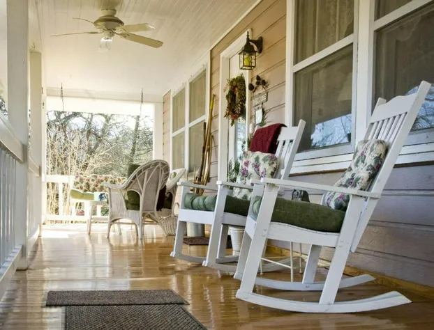 Folkestone Inn hotel detail image 4