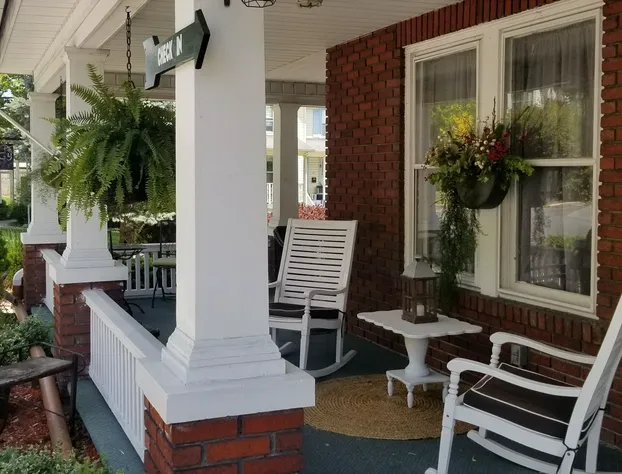 Maria's Garden and Inn hotel detail image 1