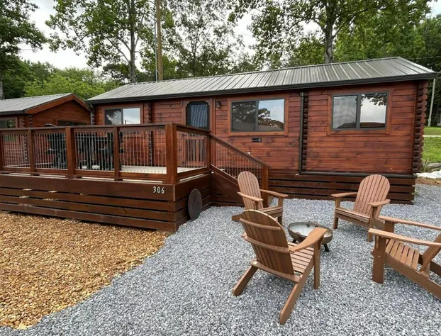 Cowan Creek Lodges hotel detail image 2