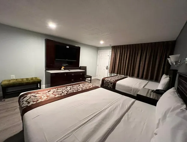 Relax Inn Motel hotel detail image 3