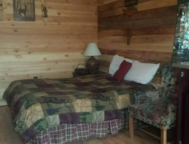 Bear River Hot Springs hotel detail image 2