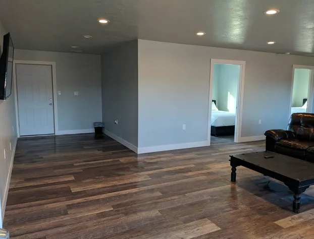 Bear River Hot Springs hotel detail image 4