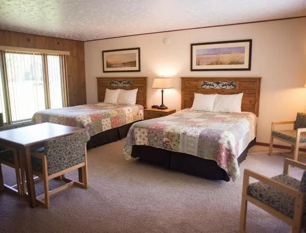 M22 Inn Suttons Bay hotel detail image 4