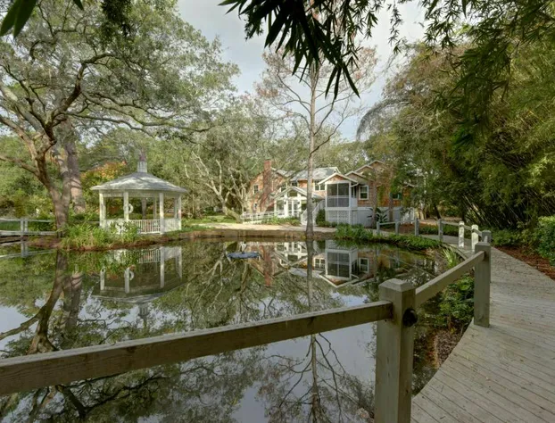 The Grey Owl Inn hotel detail image 1