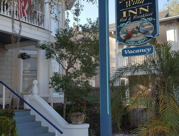 Southern Wind Inn Bed & Breakfast hotel detail image 2