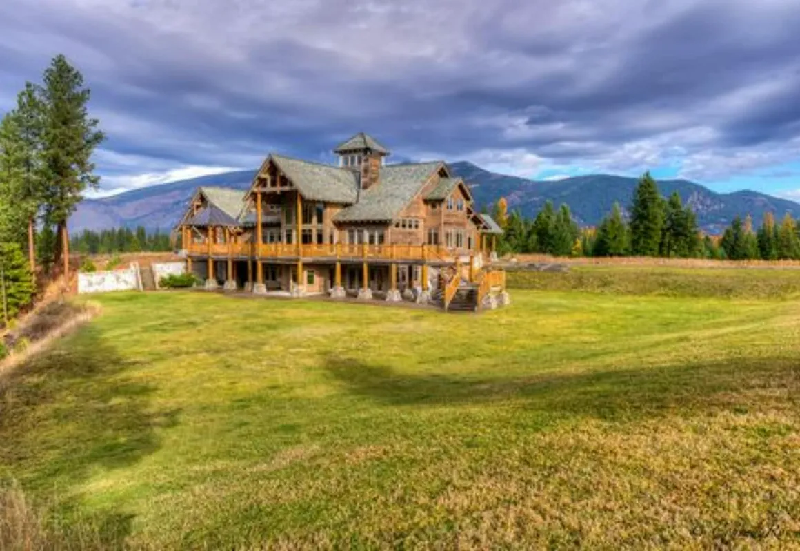 The Lodge at Trout Creek hotel hero