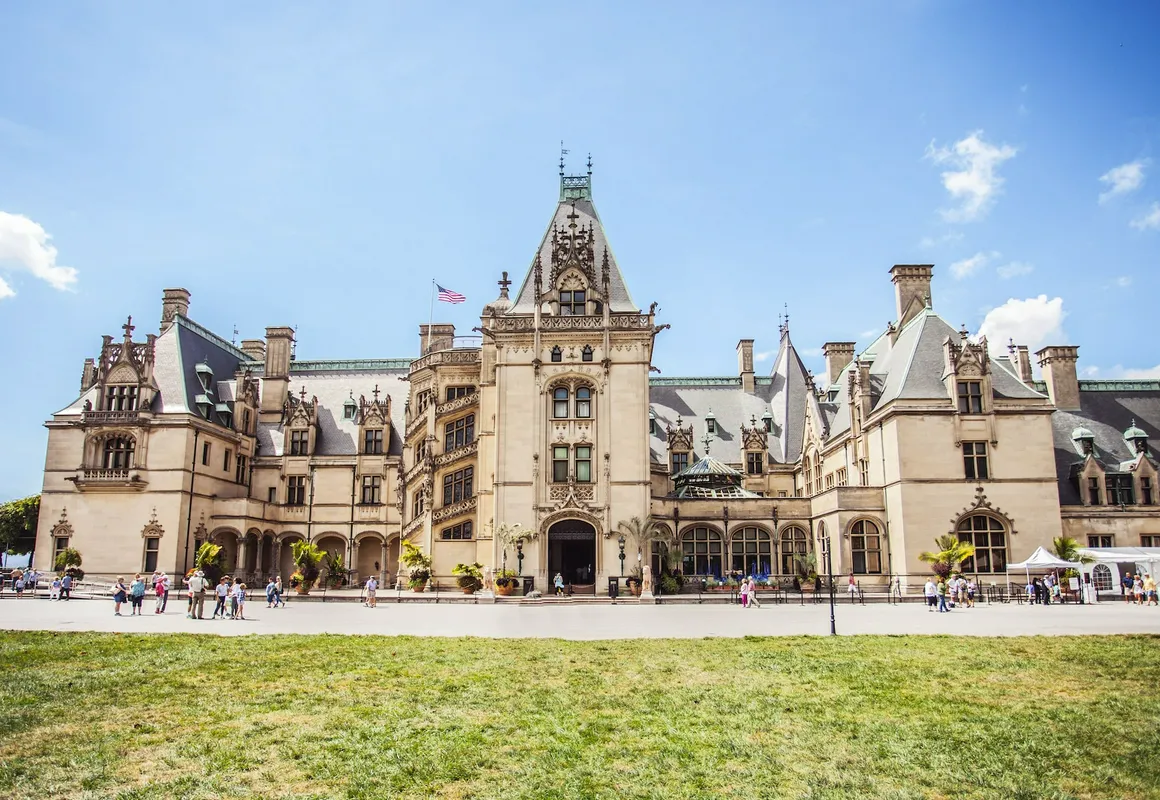 Nolichuckey Bluffs Cabins hotel hero