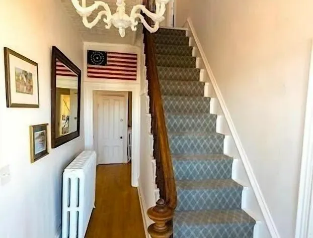 Captain Sawyer's Bed & Breakfast hotel detail image 2