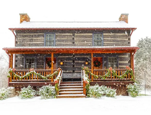 Burlingtons Willis Graves Bed & Breakfast Inn hotel detail image 1