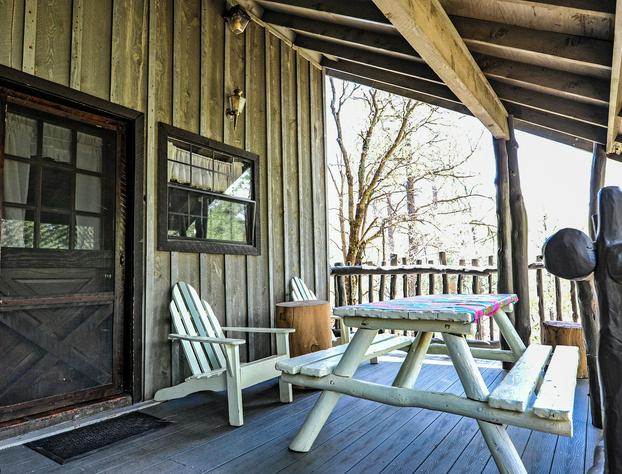 Bear Creek Motel And Cabins hotel detail image 4