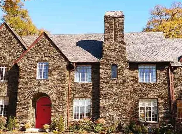 The Manor on Front hotel detail image 1