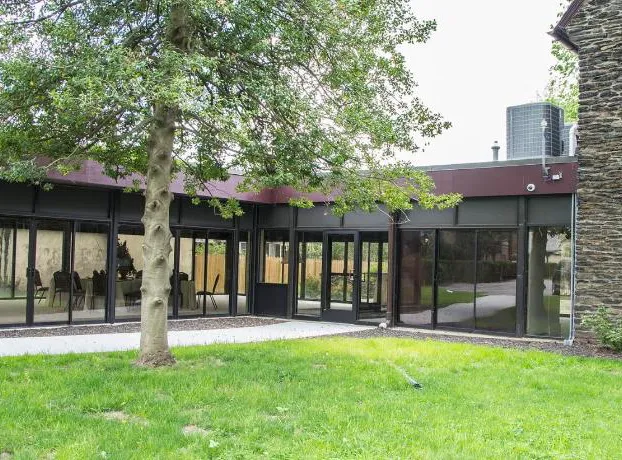 The Manor on Front hotel detail image 4