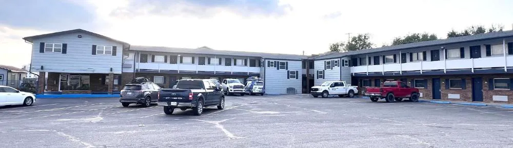 Regency Inn and Suites hotel hero