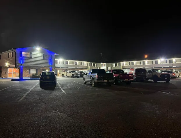 Regency Inn and Suites hotel detail image 2