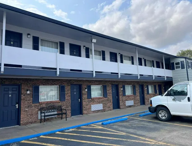 Regency Inn and Suites hotel detail image 4