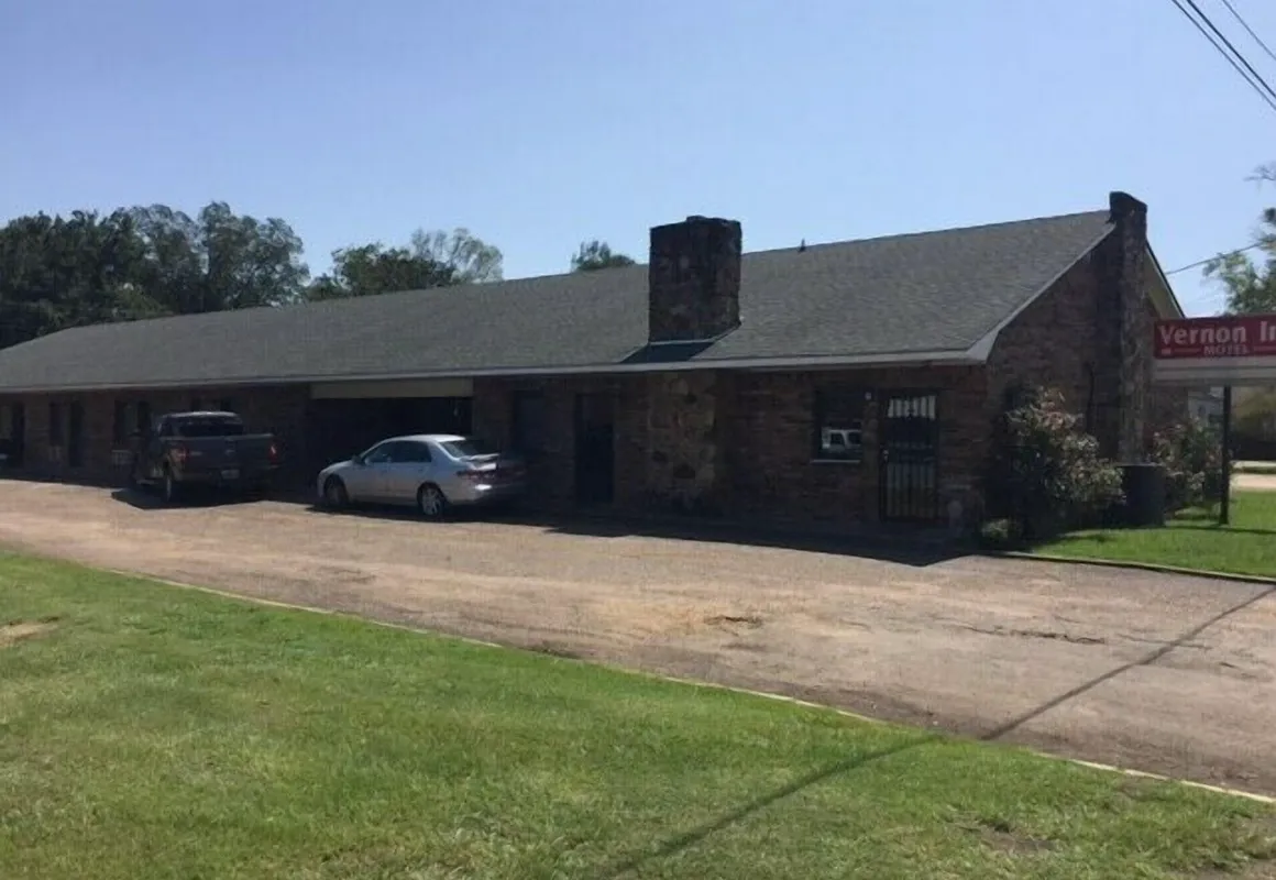 Vernon Inn Motel hotel hero