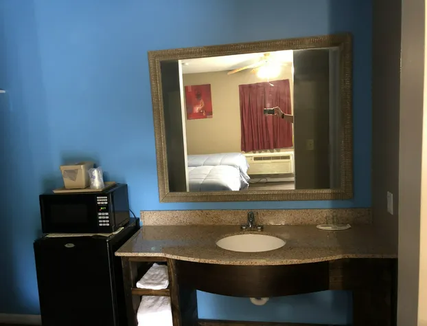 Vernon Inn Motel hotel detail image 4