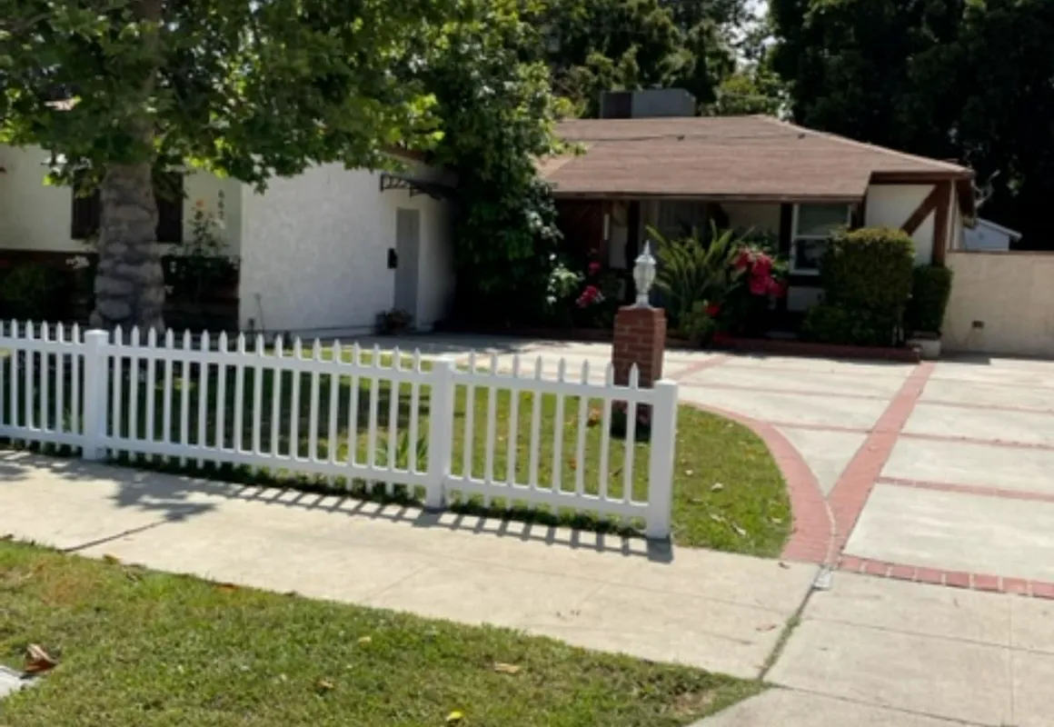 Summer Leaf hotel hero