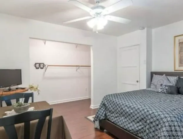 Summer Leaf hotel detail image 4