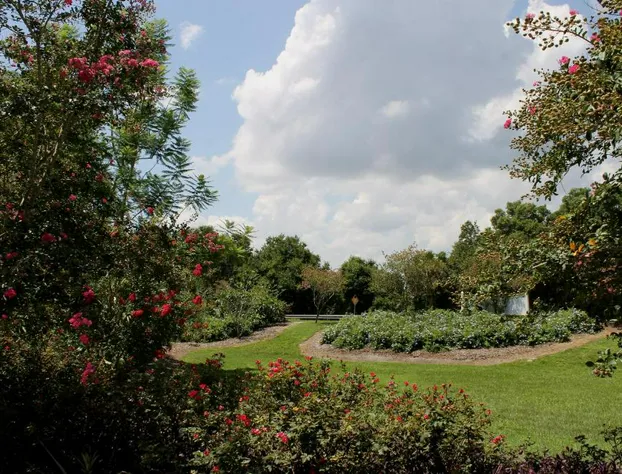 Heron Cay Lakeview Bed & Breakfast Inn hotel detail image 3