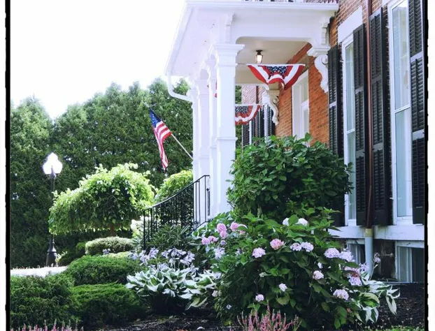 The Inn at Burnap's hotel detail image 1