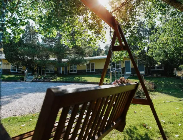 The Pines Country Inn hotel detail image 2