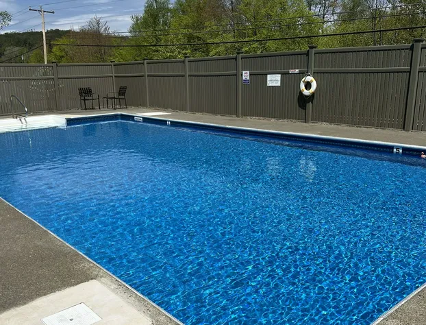 Moose Mountain inn hotel detail image 3