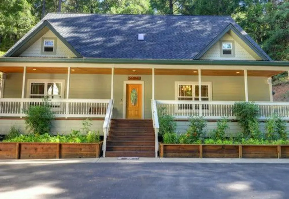 North Canyon Inn hotel hero