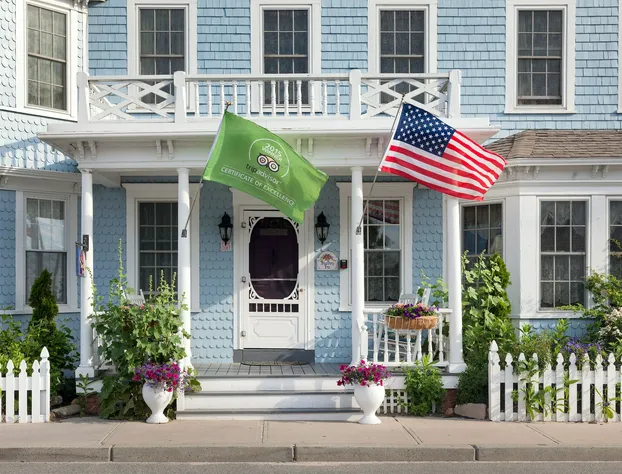 The Blue Dory Inn hotel detail image 1