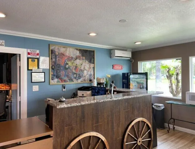 Westward Wagon Inn Theme Park Entrance hotel detail image 3