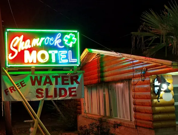Little Shamrock Motel 2.0 hotel detail image 2