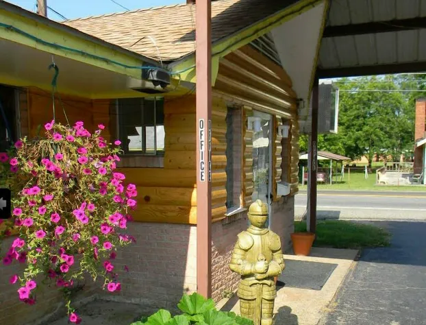Little Shamrock Motel 2.0 hotel detail image 4