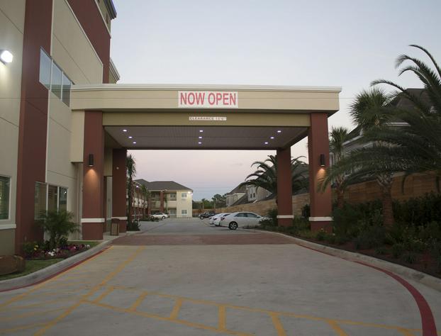 Grand Villa Inn & Suites Chinatown hotel detail image 1