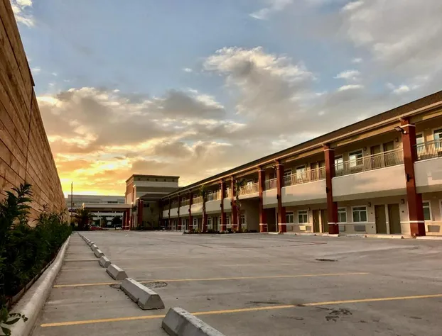 Grand Villa Inn & Suites Chinatown hotel detail image 2