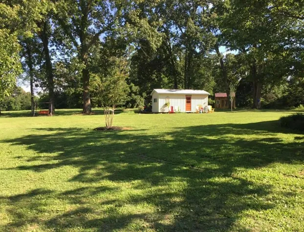 Sisters on sycamore B&B hotel detail image 1