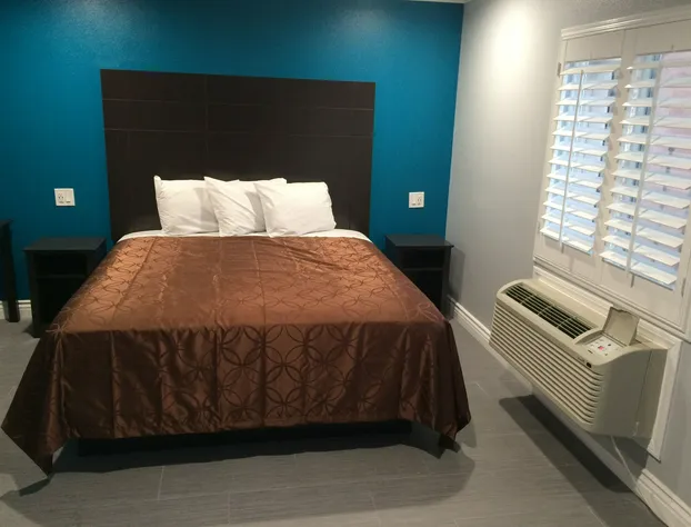 Coronado Motel hotel detail image 3