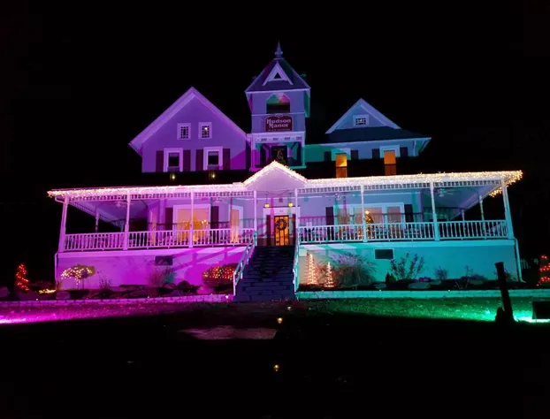 Hudson Manor Bed and Breakfast hotel detail image 1